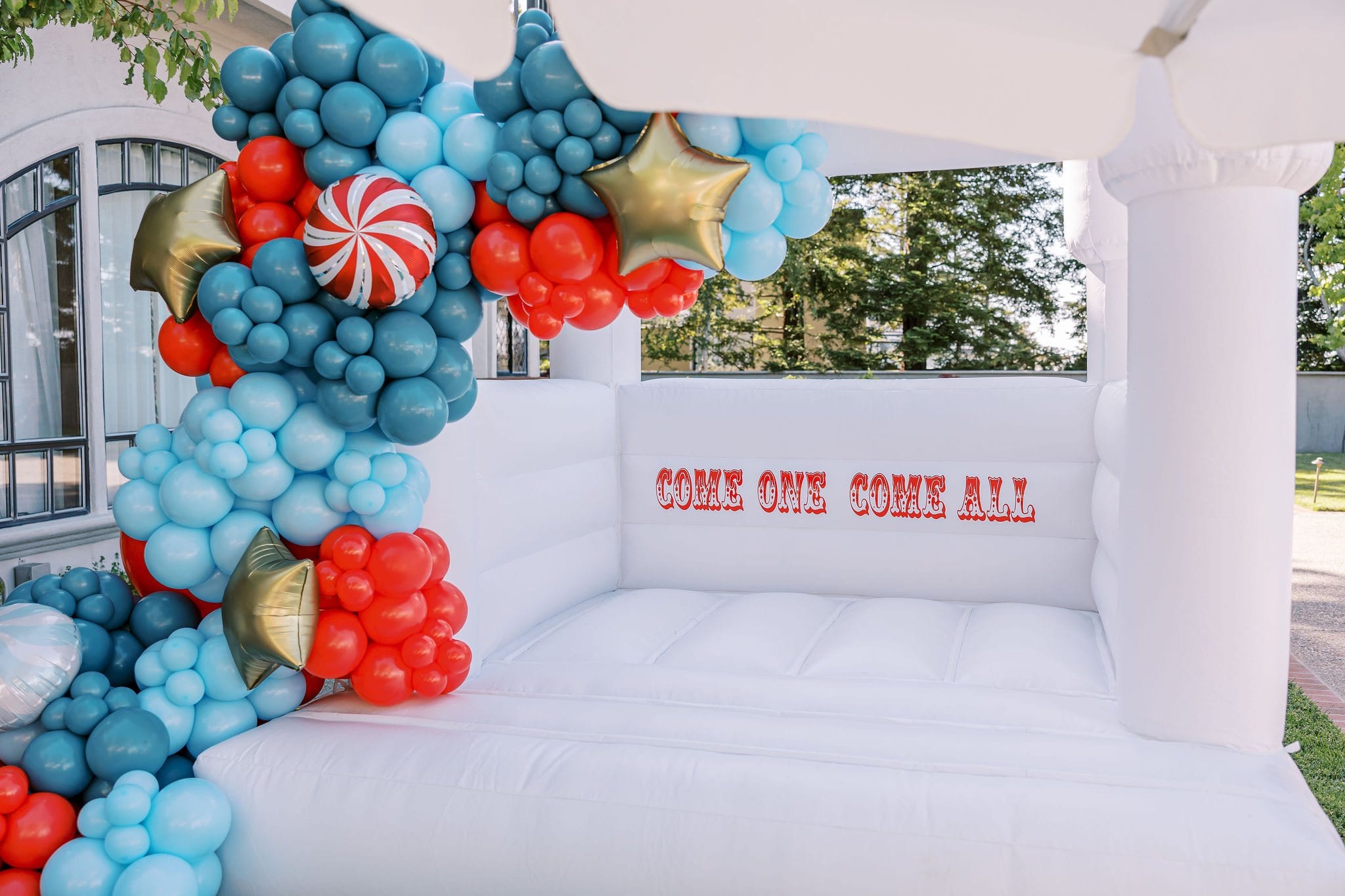Kids party rentals in San Francisco, California